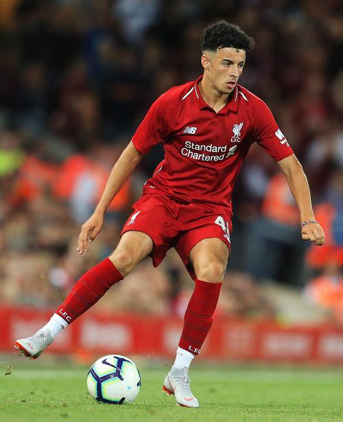 首尔主帅：成都防守做得很好，很遗憾我们没能创造太多机会（首尔主帅称赞成都防守稳健：遗憾我们机会不多）