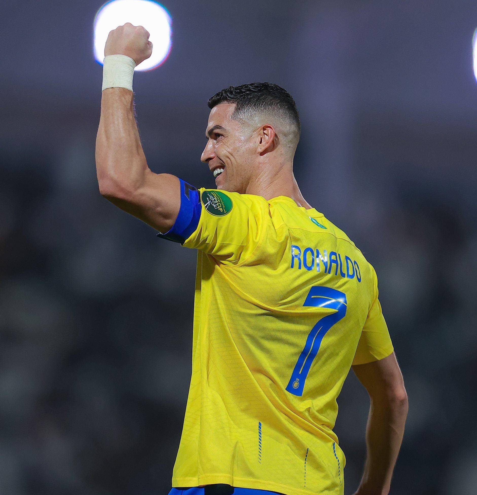 米体：罗马想在冬窗从马竞签拉斯帕多里，已经联系球员经纪人（米体称：罗马计划冬窗从马竞引进拉斯帕多里，已与其经纪人接洽）