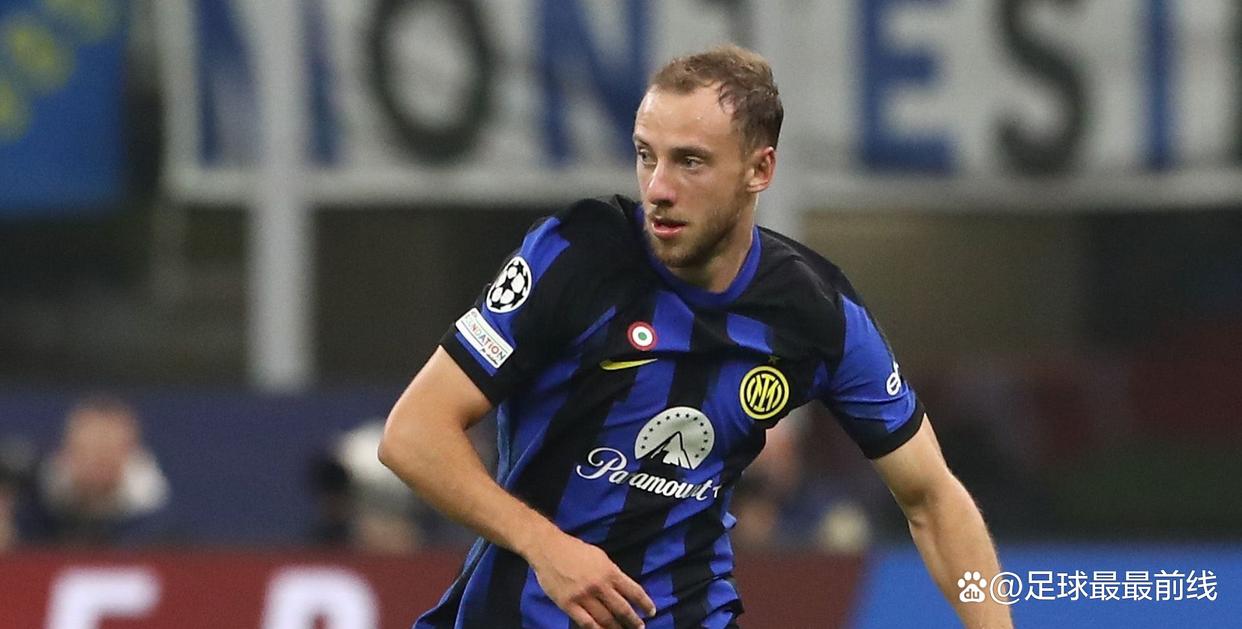 本赛季联盟共有11次35分+10助攻，东契奇一人独占4次