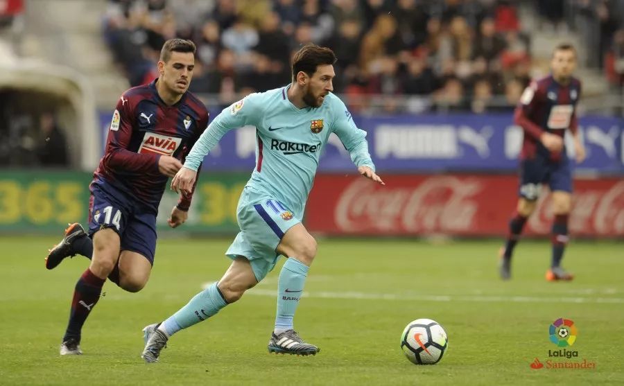 乔-科尔：迪亚斯的铲球完全没必要，阿什拉夫可能伤缺至圣诞（乔-科尔：迪亚斯这次铲球毫无必要，阿什拉夫或将伤停至圣诞节）