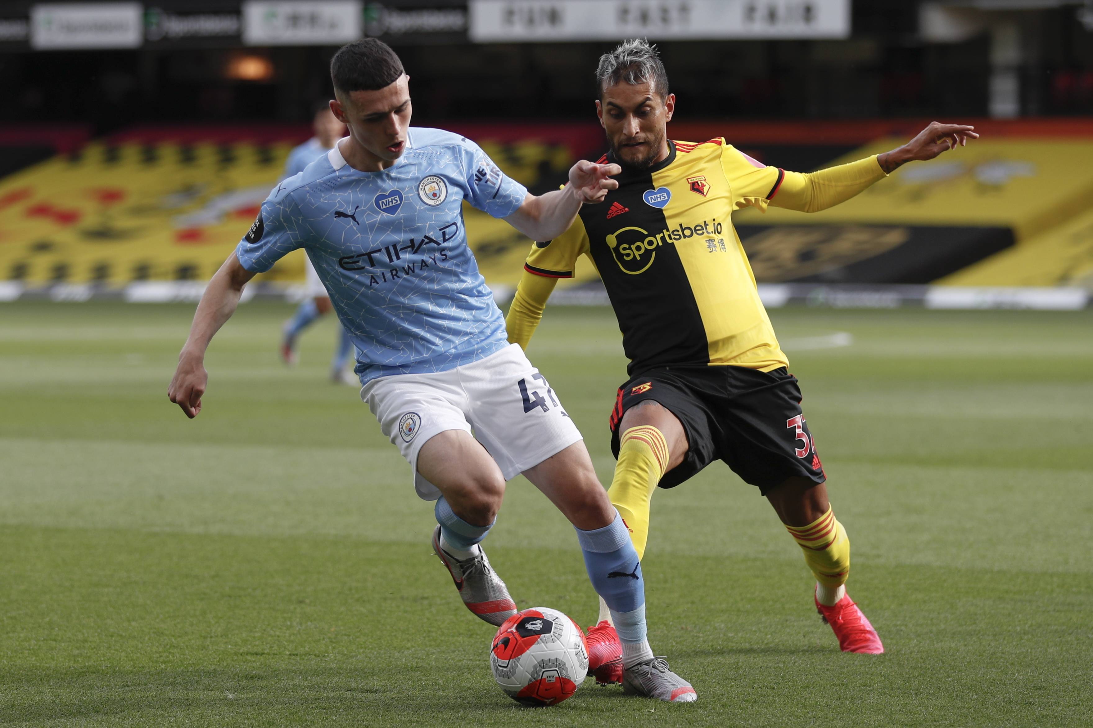 法尔克：拜仁考察了累西腓体育中场泽-卢卡斯，巴萨也有意（法尔克：拜仁已考察累西腓体育中场泽-卢卡斯，巴萨同样关注）