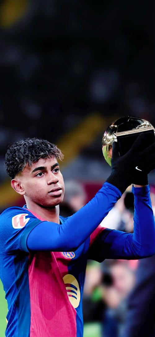 罗马诺：曼城正在和塞门约谈判，切尔西已经退出竞争（罗马诺：曼城与塞门约洽谈进行中，切尔西已退出争夺）