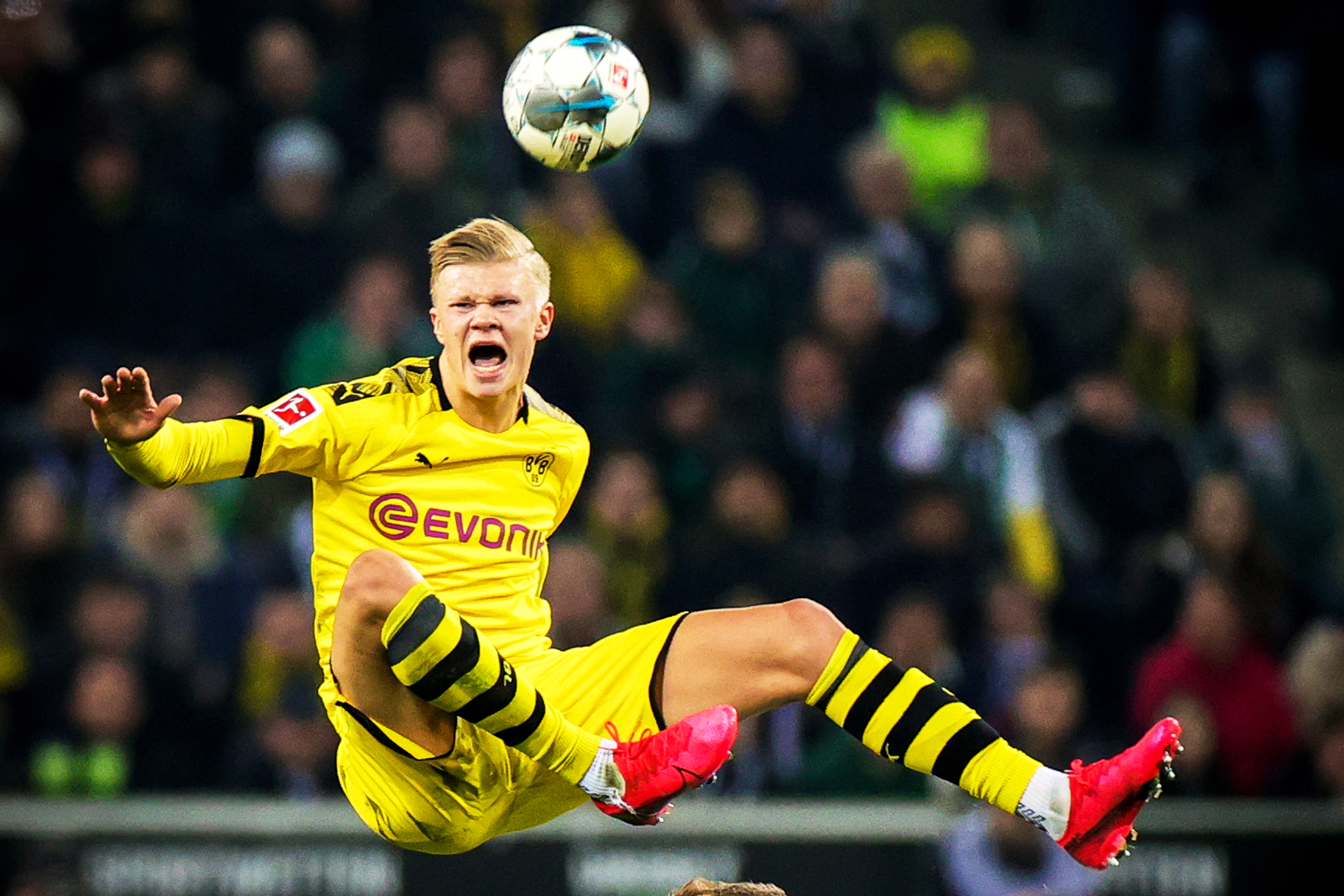 巴尔韦德：英超有很多钱，这意味着他们有很多非常优秀的球员（巴尔韦德：英超财力雄厚，因而汇聚大量顶级球员）