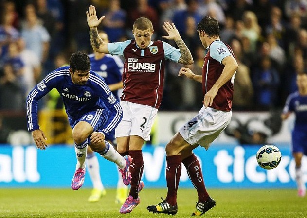 多特vs门兴：吉拉西搭档阿德耶米，布兰特、格罗斯出战（多特战门兴：吉拉西携手阿德耶米，布兰特与格罗斯出战）